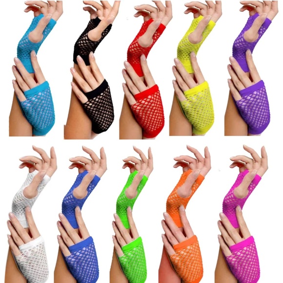 On Trend Fishnet fingerless gloves in cherry red Other colors available - Picture 2 of 2